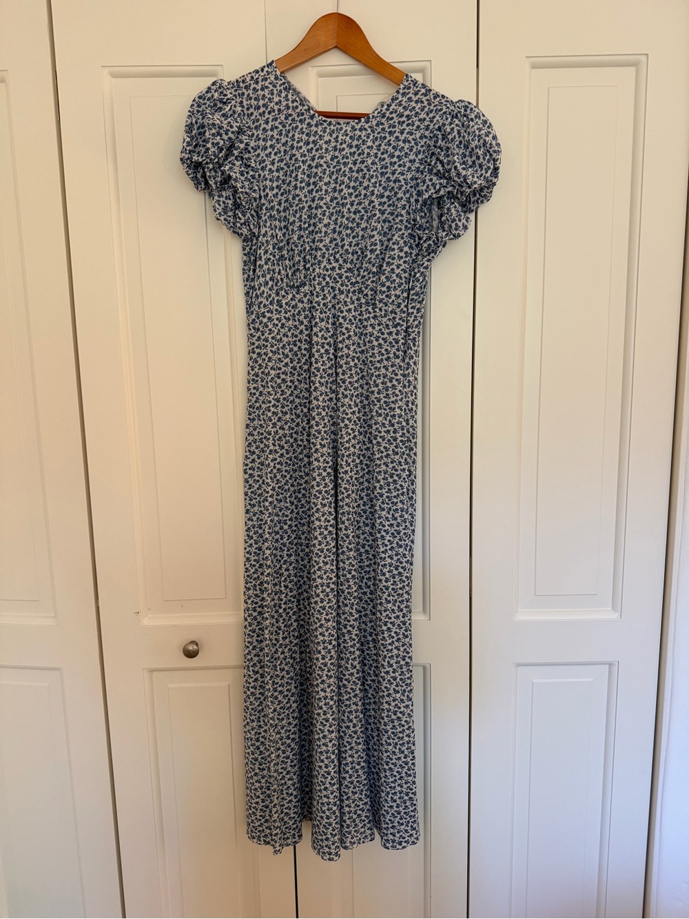 DOEN Blue Floral Puff-Sleeve Maxi Dress